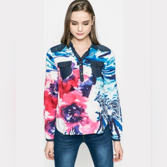 Desigual Tops - Desigual Ala De Mariposa Blouse, VGUC, Size S
